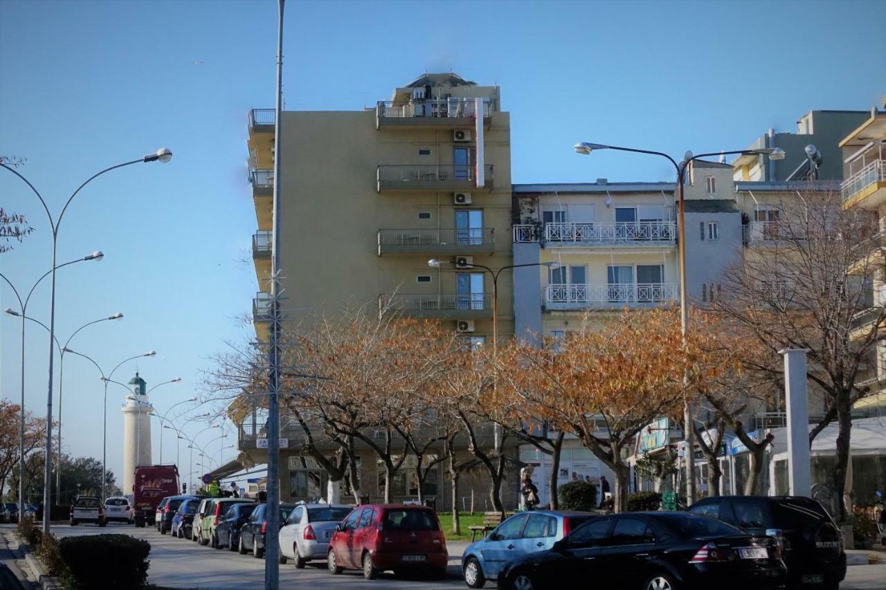 Marizot Apartment Alexandroupolis Buitenkant foto